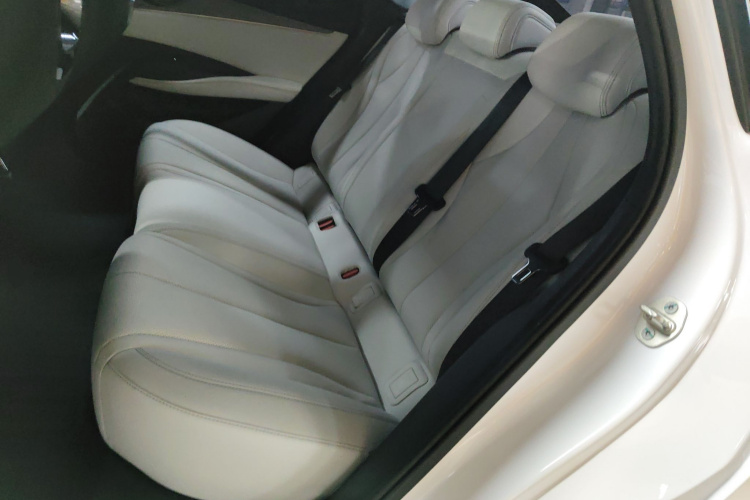 比亚迪 海豹06新能源 2024款 DM-i 80KM豪华型中控内饰21