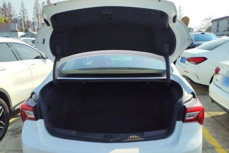 别克 威朗 2020款 15T 自动进取型局部细节23