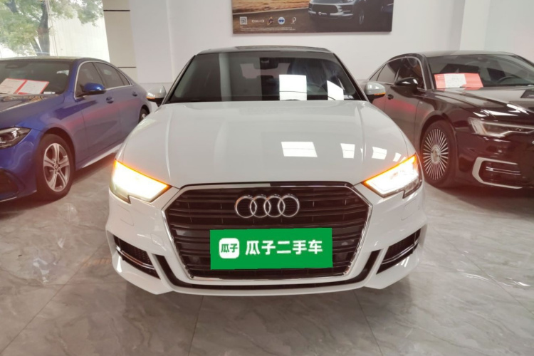 奥迪A3 2019款 Limousine 35 TFSI 运动型 国V车身外观2