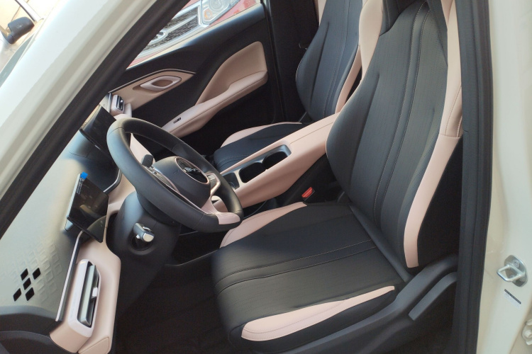 比亚迪 海鸥 2025款 智驾版 305km 活力版中控内饰19