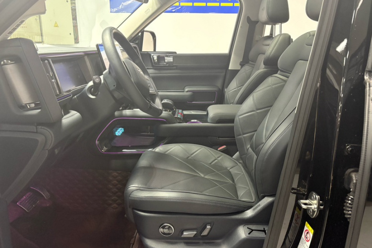 方程豹 豹5 2023款 探索版中控内饰7003