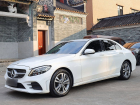 奔驰C级 2019款 C 180 L 时尚型运动版