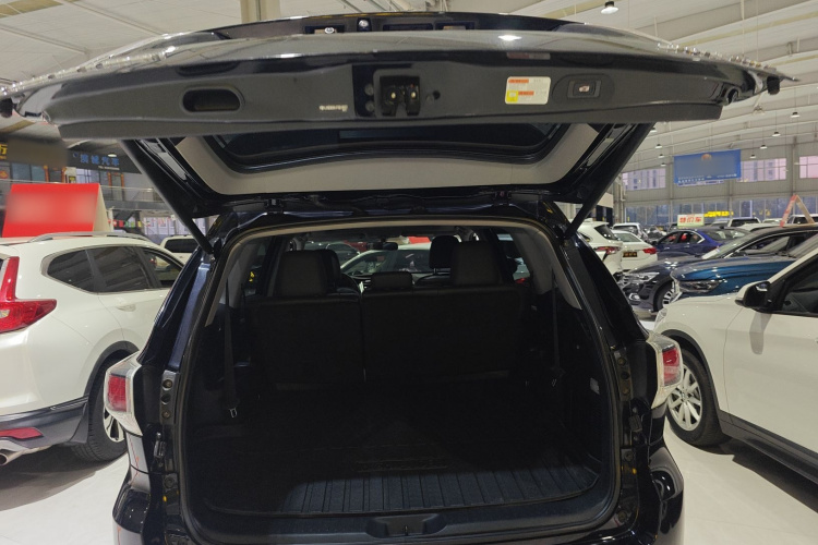 丰田 汉兰达 2015款 2.0T 四驱豪华版 7座局部细节23