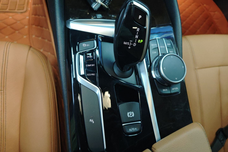 宝马5系 2018款 528Li 上市特别版局部细节18