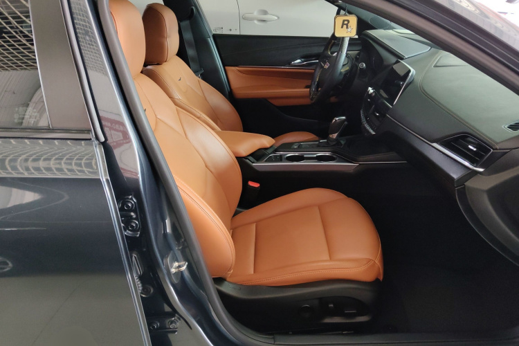 凯迪拉克CT4 2021款 28T 豪华型局部细节41