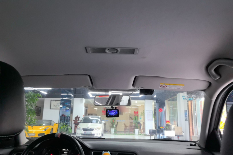 大众 朗逸 2017款 1.6L 自动风尚版中控内饰22