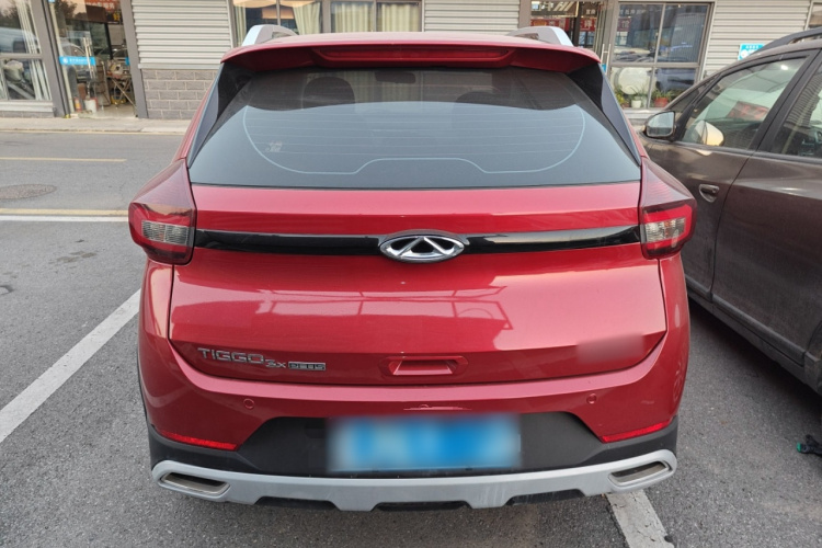 奇瑞 瑞虎3X 2021款 PLUS 1.5L CVT痛快红枣版II型车身外观6