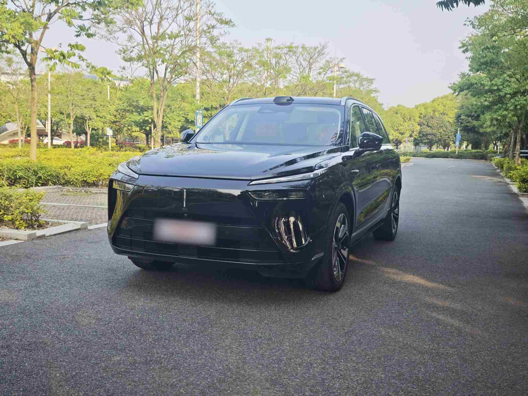 福州二手魏牌蓝山2025款，六座大空间混动SUV，养车成本有多低？