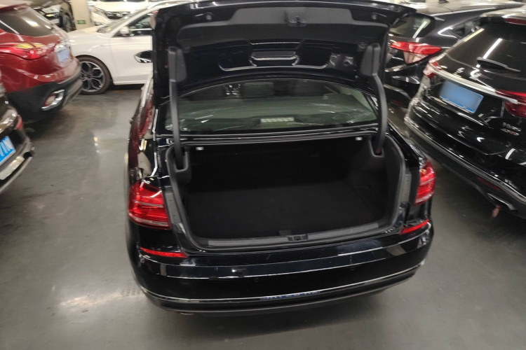 大众 帕萨特 2017款 330TSI DSG尊荣版局部细节23