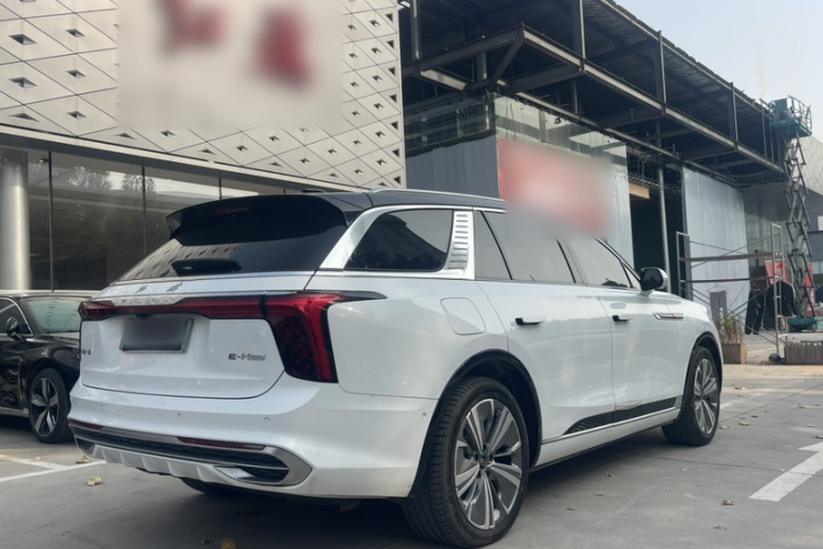 红旗E-HS9 2022款 660km 旗畅版 六座车身外观6005