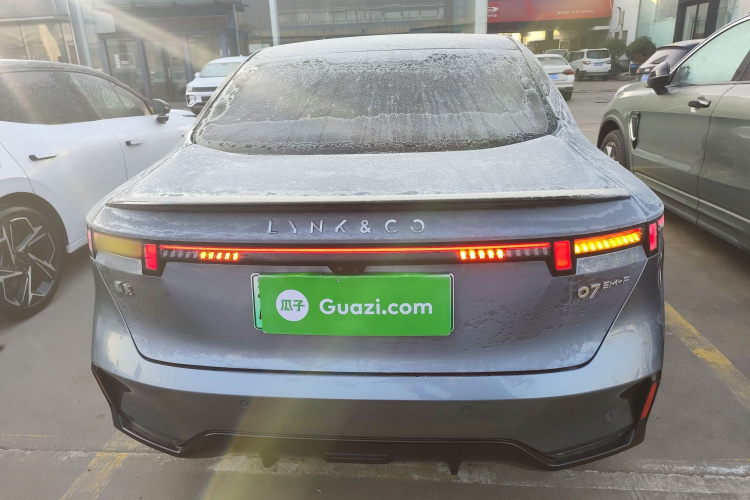 领克07 2024款 EM-P 126长续航 Ultra车身外观6