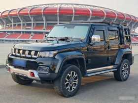 北京越野 北京BJ40 2023款 2.0T 自动四驱城市猎人版侠客型