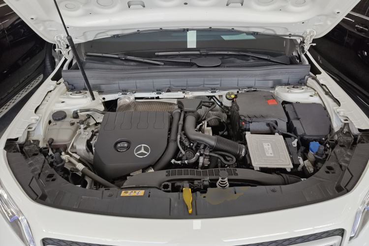 奔驰GLB 2023款 GLB 200 时尚型局部细节24