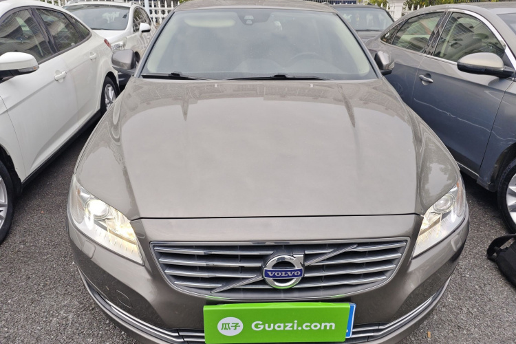 沃尔沃S80L 2015款 2.0T T5 智逸版车身外观2