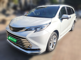 丰田 赛那SIENNA 2023款 2.5L混动 舒适版