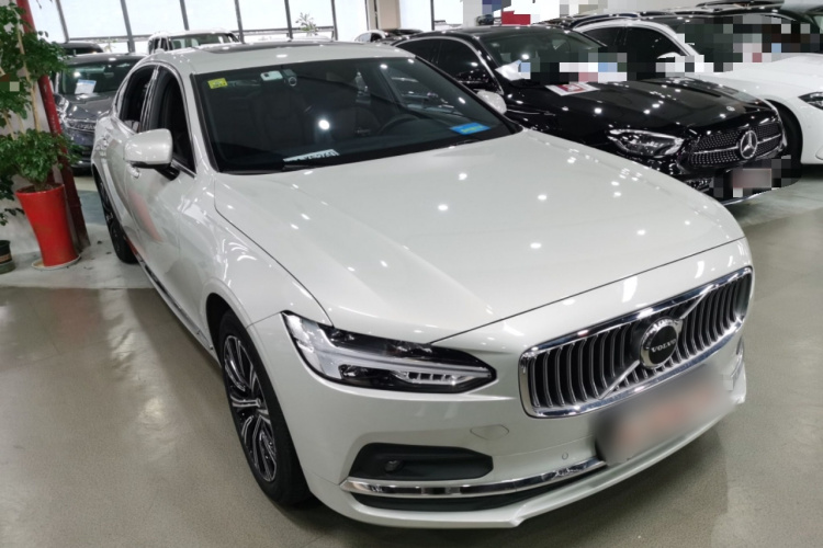 沃尔沃S90 2021款 B5 智远豪华版车身外观3