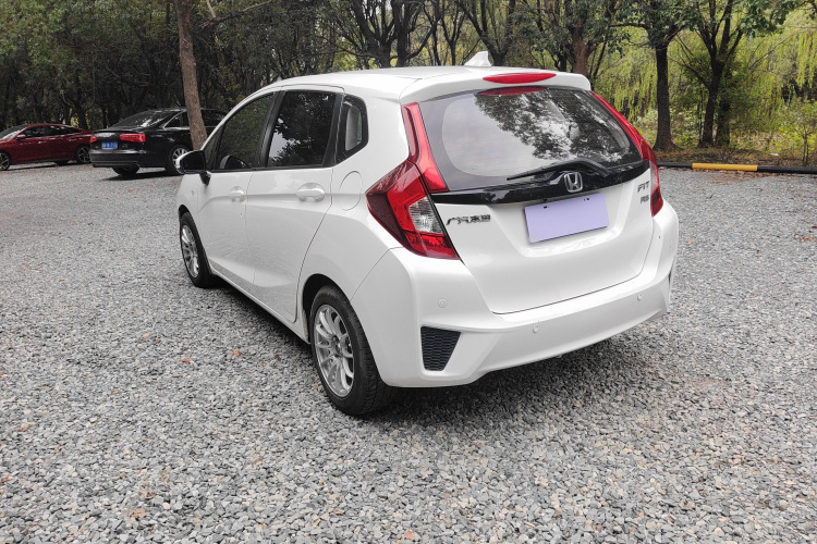 本田 飞度 2016款 1.5L LXS CVT舒适天窗版车身外观6007