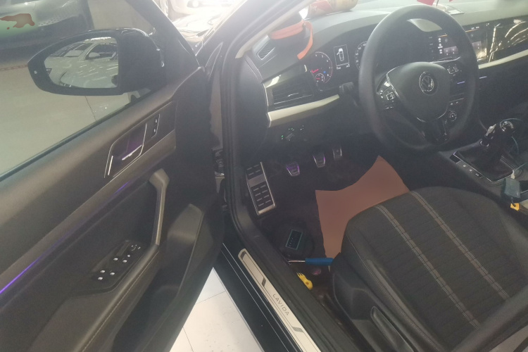 大众 朗逸 2021款 1.5L 手动舒适版中控内饰20