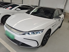 比亚迪 汉 2023款 EV 冠军版 715KM前驱旗舰型