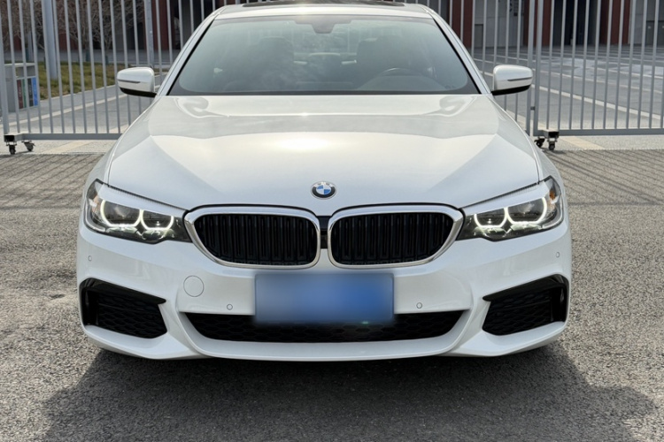 宝马5系 2020款 525Li M运动套装车身外观6004