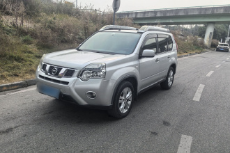 日产 奇骏 2012款 2.5L CVT豪华版 4WD