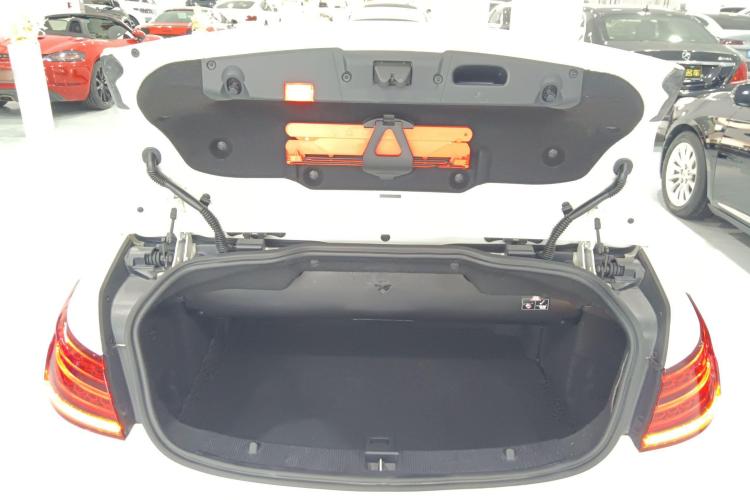 奔驰E级(进口) 2014款 E 260 敞篷轿跑车局部细节23