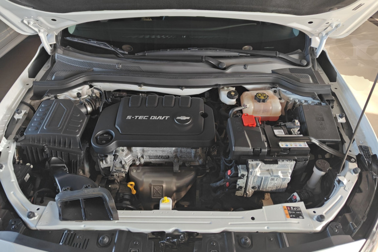 雪佛兰 科鲁泽 2024款 1.5L 双离合悦享版机舱底盘24