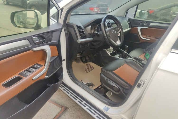 江汽集团 瑞风S3 2014款 1.5L 手动豪华智能型中控内饰7003