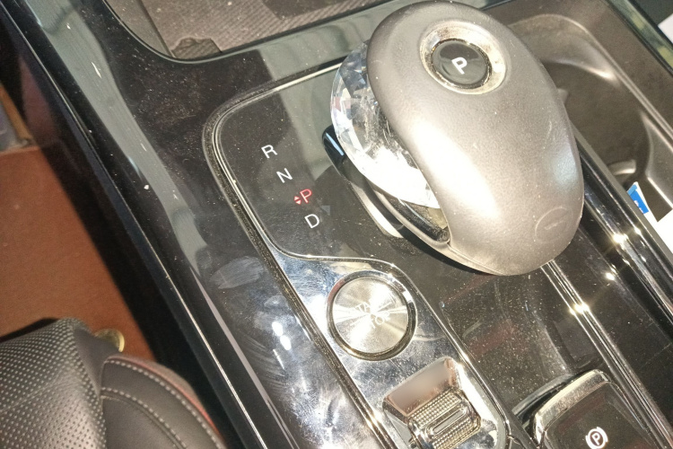 广汽传祺 传祺M8 2023款 宗师系列 400T 旗舰版局部细节18