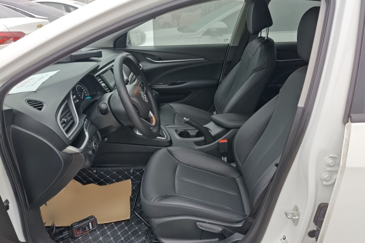 别克 英朗 2021款 改款 典范 1.5L 自动精英型中控内饰7003