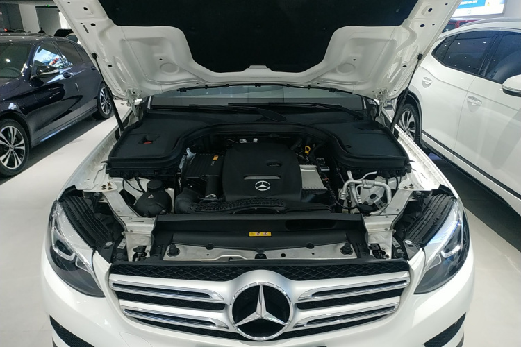 奔驰GLC 2019款 GLC 200 L 4MATIC机舱底盘24