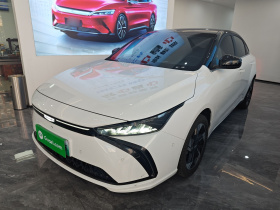 吉利几何G6 2022款 620 新趣型