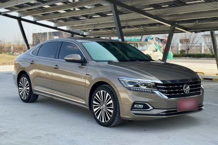 大众 帕萨特 2019款 380TSI 尊贵版 国VI车身外观6006