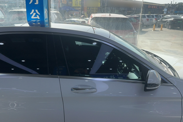 奔驰C级 2021款 C 200 L 时尚型运动版局部细节57