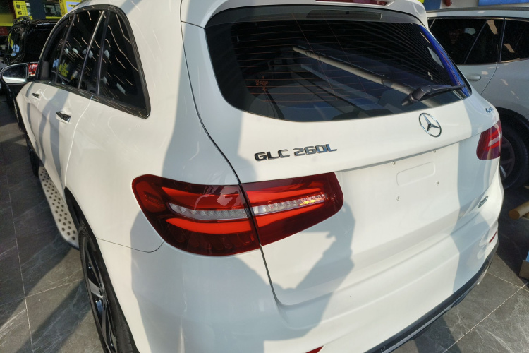 奔驰GLC 2019款 GLC 260 L 4MATIC 豪华型车身外观6