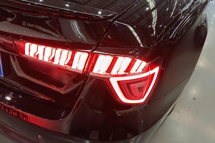 领克03 2022款 1.5TD DCT劲Plus车身外观9