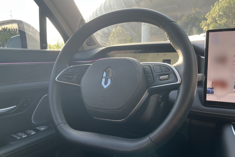 鸿蒙智行 问界M5 2022款 增程后驱标准版局部细节9002