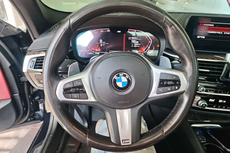 宝马5系 2020款 530Li 领先型 M运动套装局部细节13