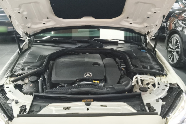 奔驰C级 2019款 C 260 运动版局部细节24