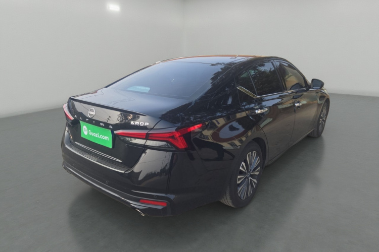 日产 天籁 2022款 2.0L XL-TLS 悦享版车身外观7