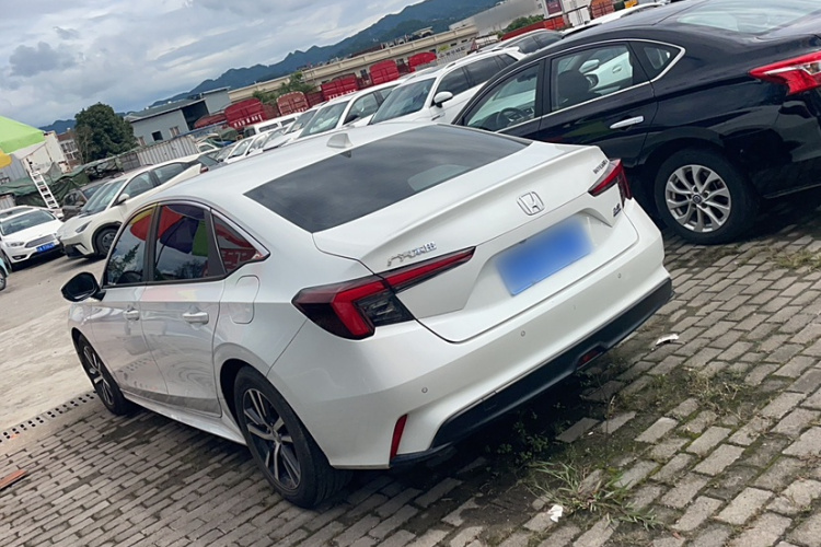 本田 型格 2023款 240TURBO CVT科技版车身外观6003