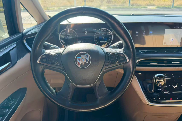 别克GL8 2020款 ES陆尊 653T 尊享型中控内饰7003