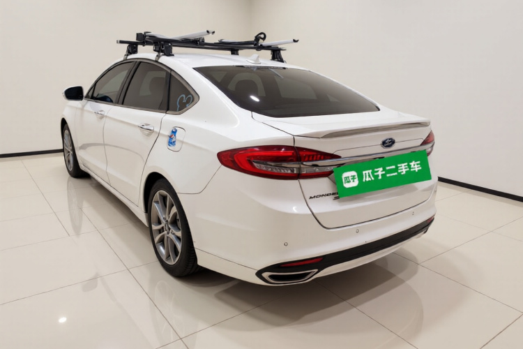 福特 蒙迪欧 2017款 EcoBoost 245 豪华运动型车身外观5