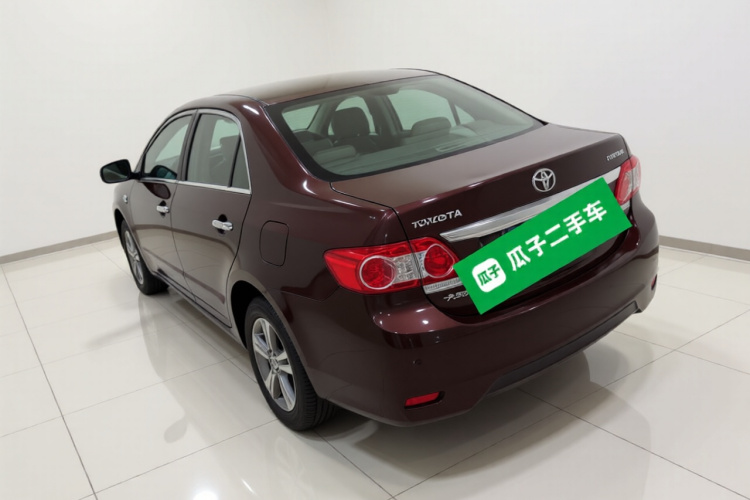 丰田 卡罗拉 2012款 炫装版 1.8L CVT GL-i车身外观5