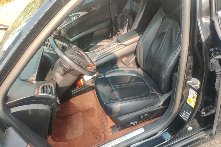 林肯MKZ 2018款 2.0T 尊享版中控内饰19