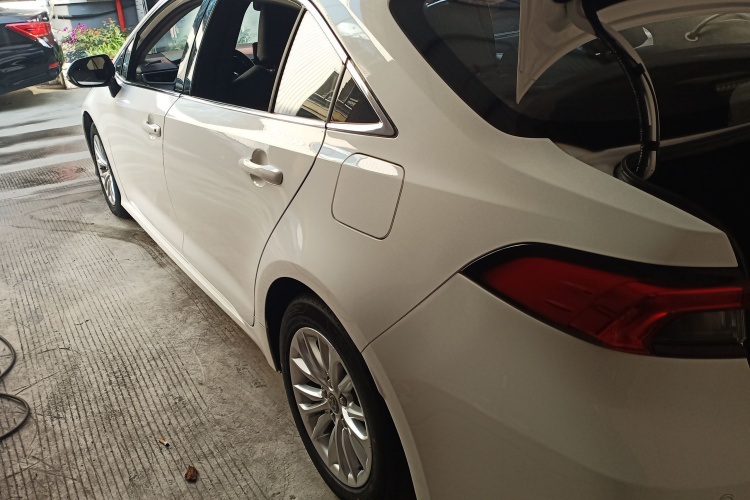 丰田 亚洲狮 2021款 2.0L 豪华版车身外观4