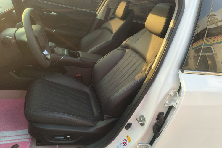 长安 逸动 2025款 蓝鲸 1.5T 500Bar旗舰型局部细节19