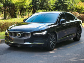 沃尔沃S90 2025款 B5 智远豪华版