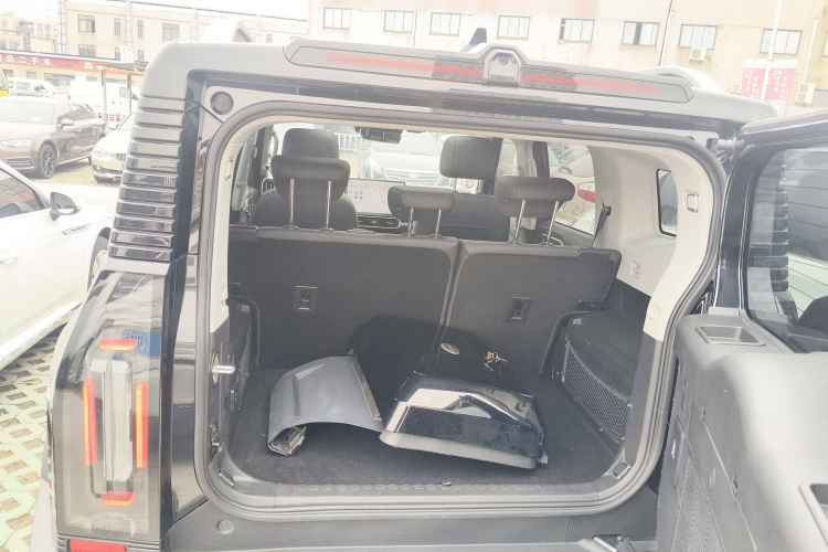 捷途旅行者 2023款 2.0T 四驱穿越PRO机舱底盘23