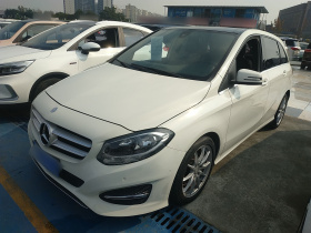奔驰B级 2015款 B 200 动感型